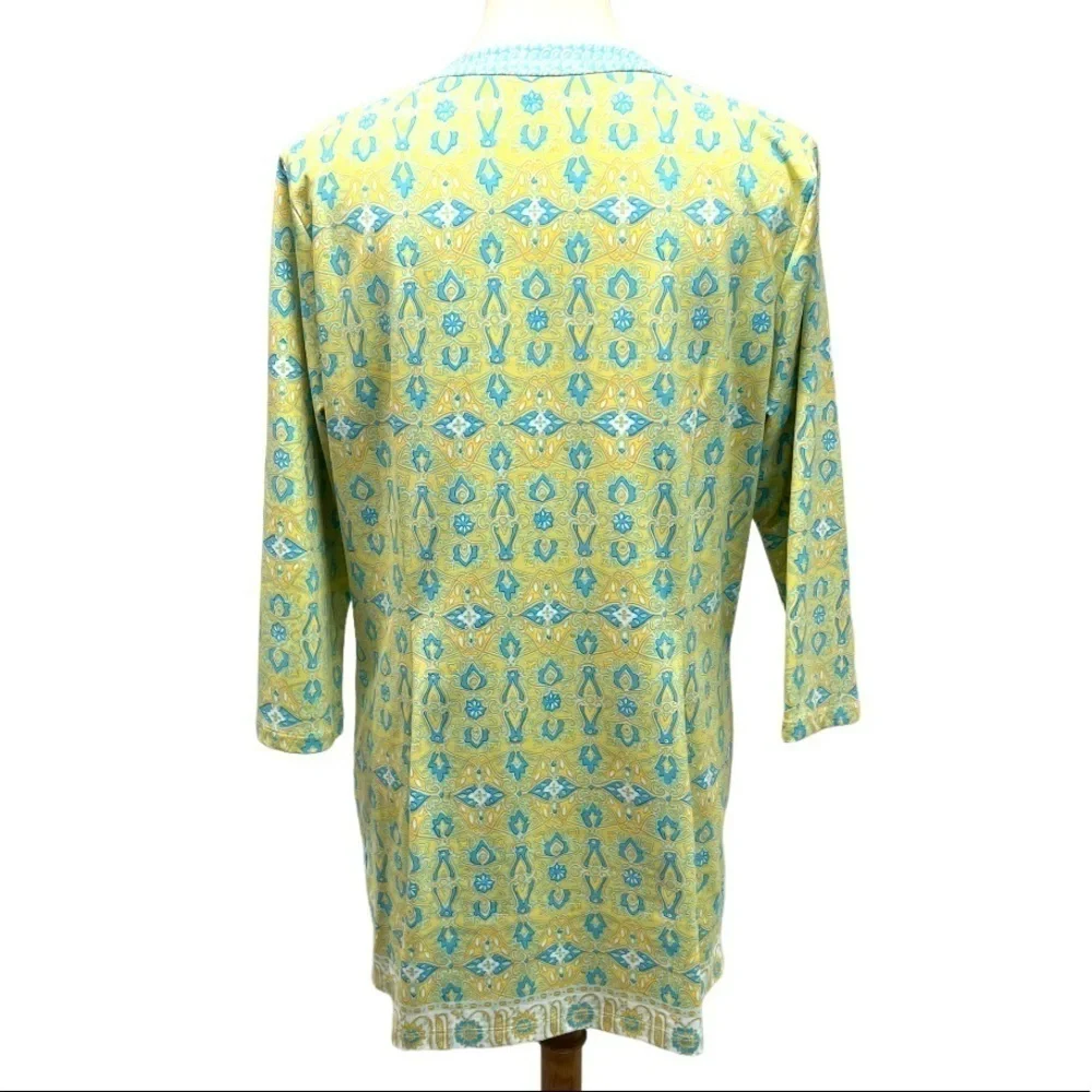 J. McLaughlin Split Neck Printed Stretch Tunic Top - Picture 4 of 10